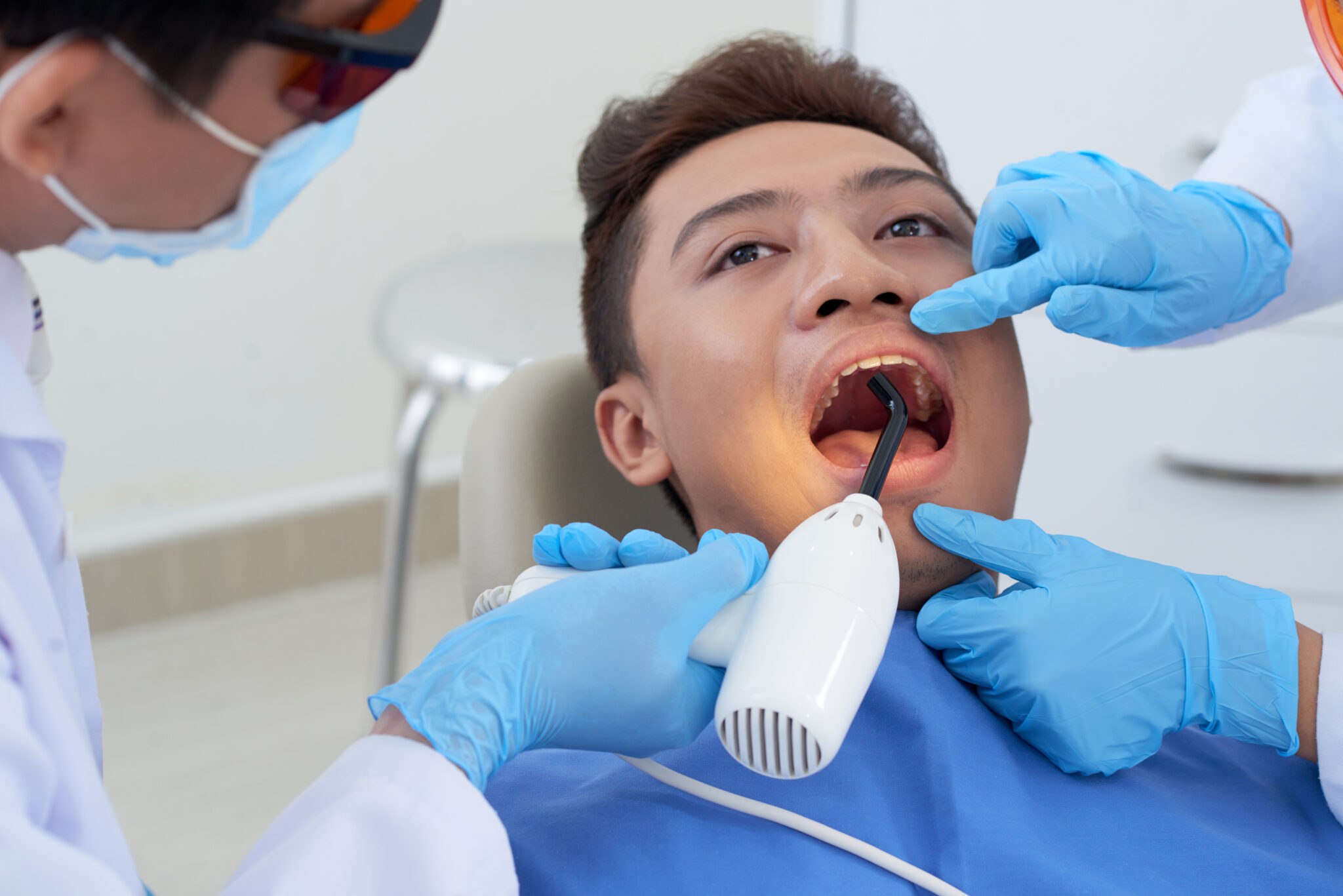 How Does a Root Canal in Goregaon Save Your Tooth and Relieve Pain?